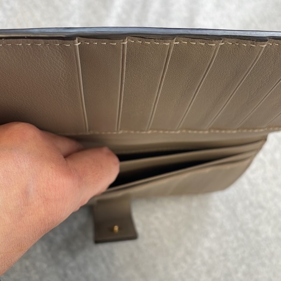 Authentic FENDI Peekabo Gray Beige Roman Leather Long Wallet Made in Italy - Picture 10 of 14